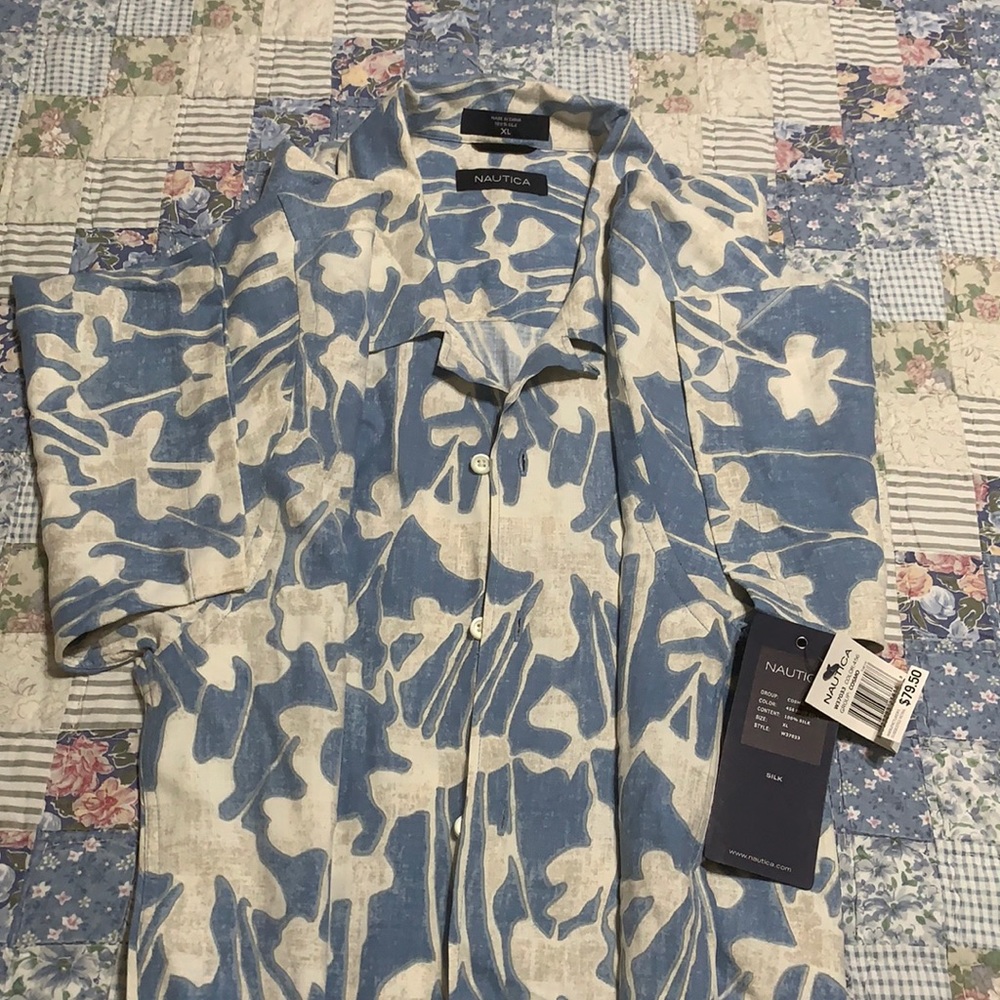 NAUTICA SILK SHIRT w/ APT 9 SHORTS